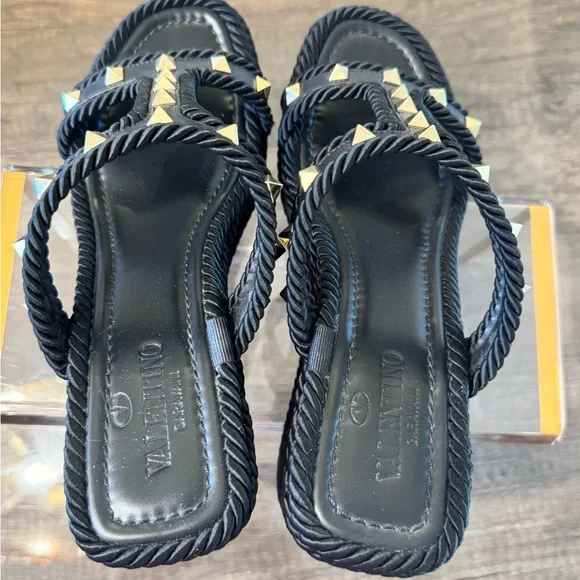 Authentic Valentino Garavani Rock Stud Wedges - Picture 7 of 9